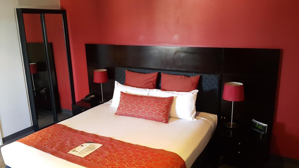 Leichhardt Hotel Rockhampton Ngoại thất bức ảnh