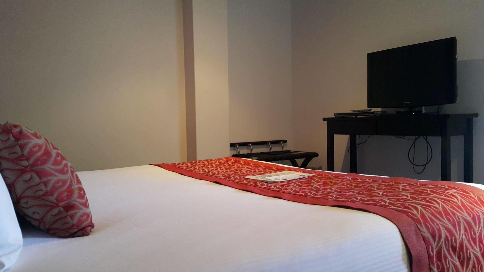 Leichhardt Hotel Rockhampton Ngoại thất bức ảnh